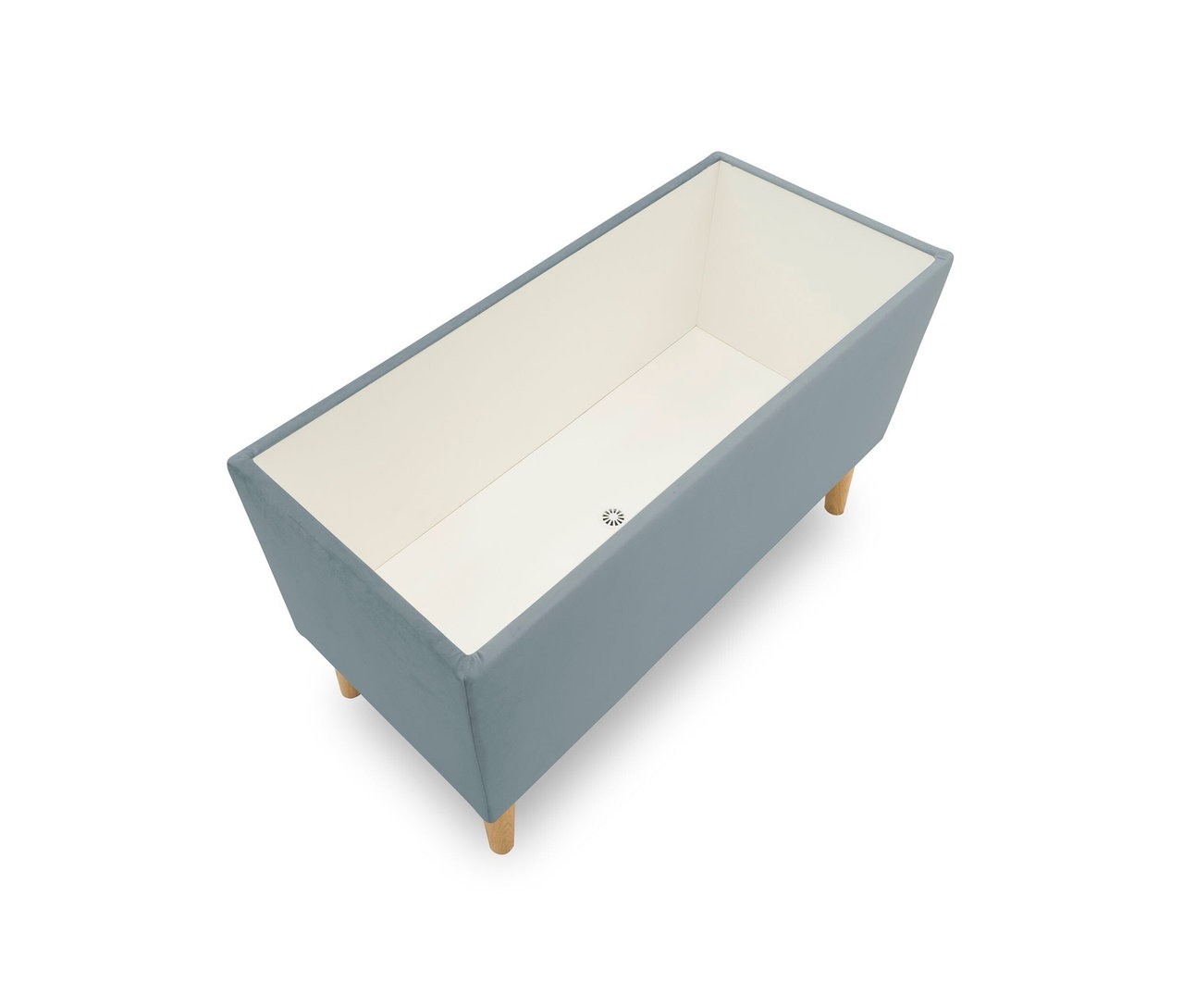Ein hellblauer DOMO Hocker mit Stauraum auf weißem Hintergrund.
