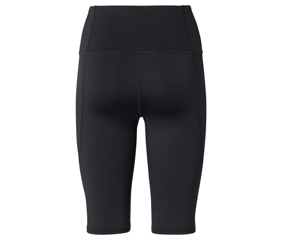 Rückansicht von schwarzen, eng anliegenden Sportshorts.