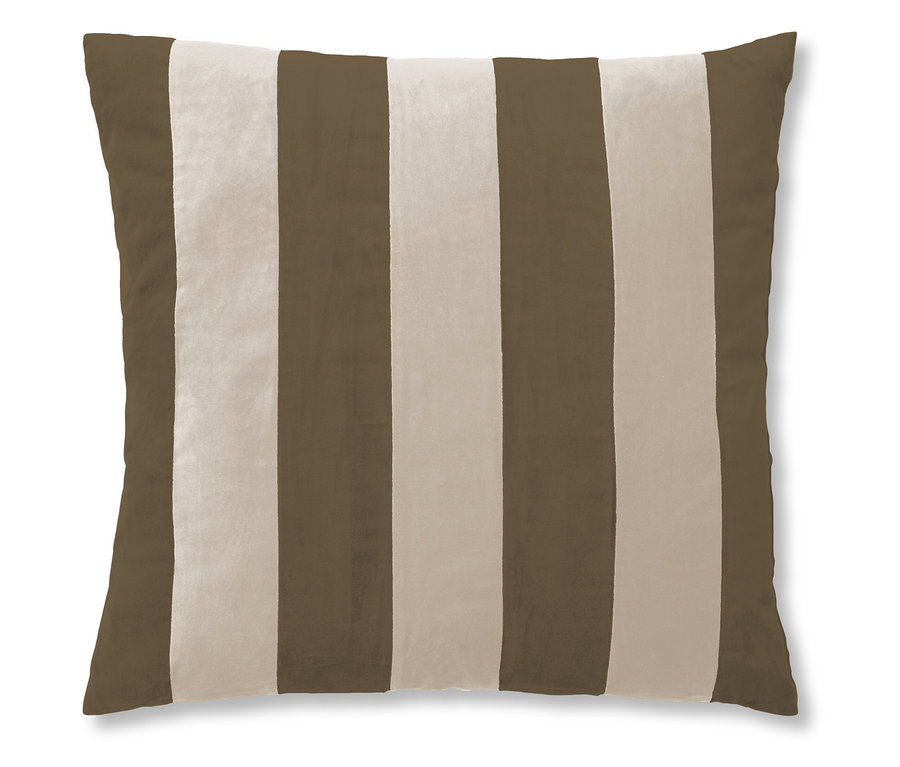 Quadratisches Essenza Samt-Dekokissen »Nino« mit Füllung, braun, mit vertikalen braunen und hellbeigen Streifen.