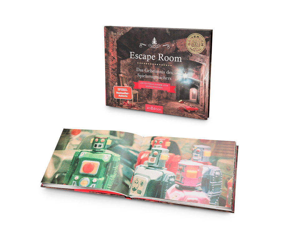Zwei Bücher liegen übereinander. Ein Buch hat ein Cover mit der Aufschrift Escape Room und das andere Buch hat ein Bild von Robotern.