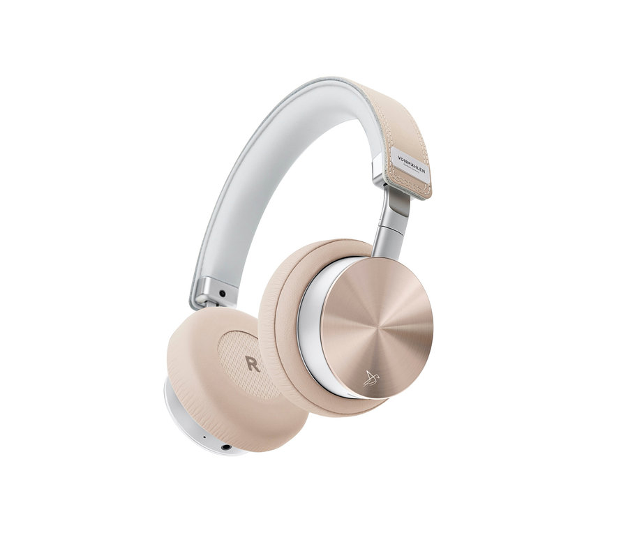 Beige Vonmählen » Wireless Concert One« On-Ear-Kopfhörer vor einem weißen Hintergrund.