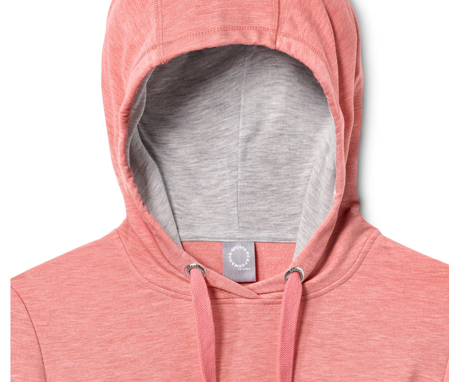 Detailansicht eines rosafarbenen Hooded-Sweatshirts.