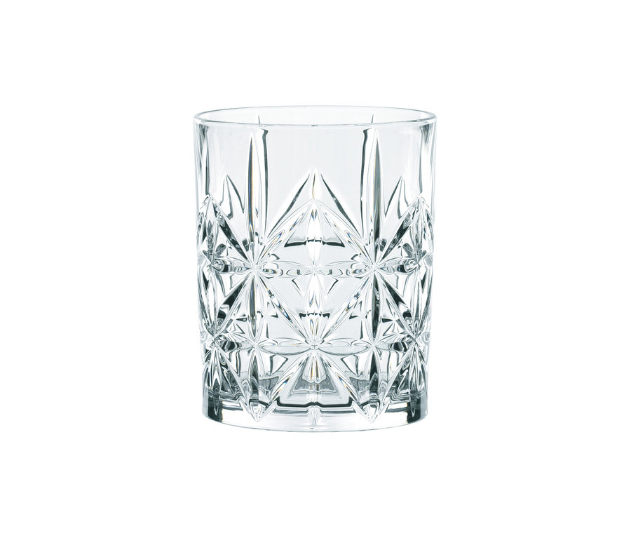 Detailaufnahme eines Nachtmann Highland Tumblers mit Schliffmuster.