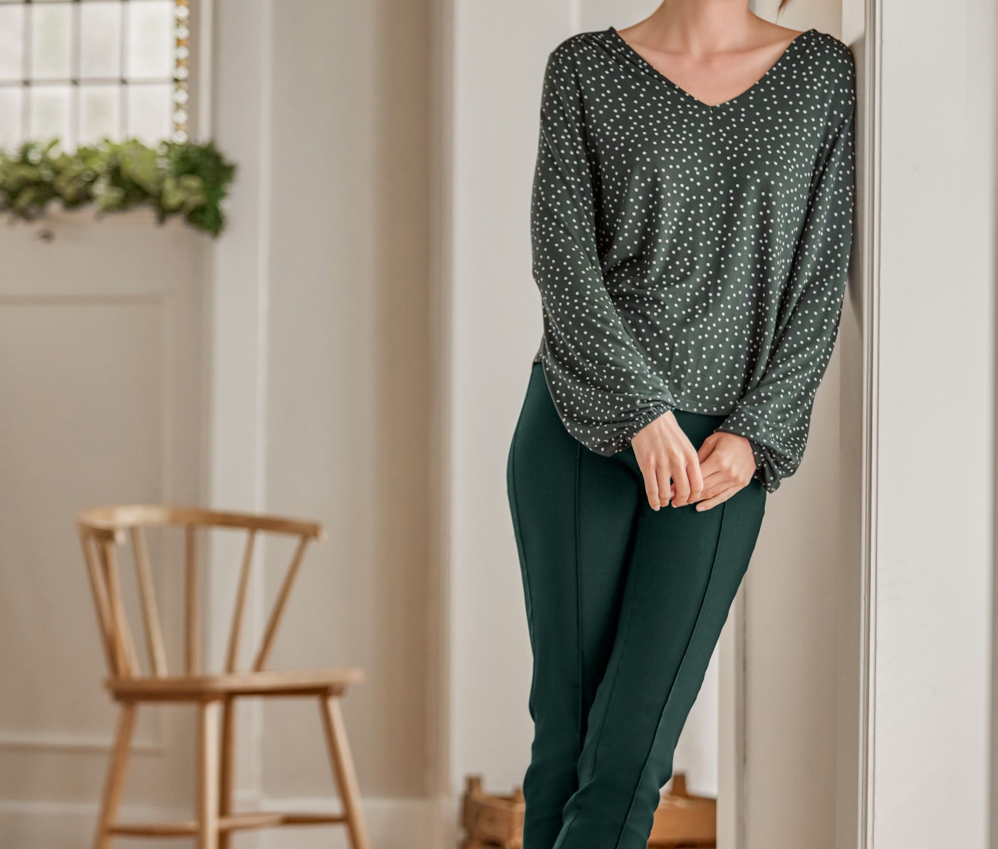 Thumbnail - Tchibo - Gepunktetes Blusenshirt - Damen - Gr. S - dunkelgrün/gepunktet