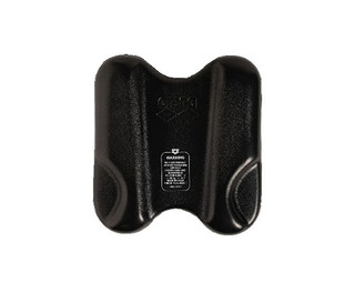 Schwarze arena Schwimmhilfe Pull Kick II vor weißem Hintergrund.