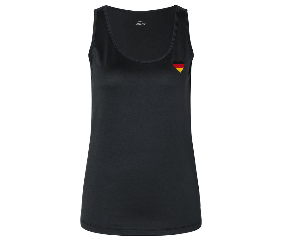 Schwarzes Tanktop mit kleinem Herz in den deutschen Nationalfarben.