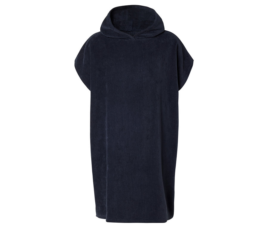Ein marineblauer, kurzärmliger Badeponcho mit Kapuze liegt auf einem weißen Hintergrund.