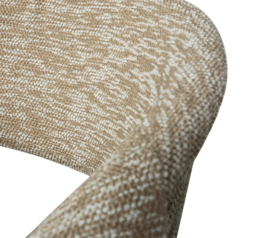 Detailaufnahme eines WOOOD Esszimmerstuhls »Yossi« mit Metallfuß, 2er-Set, schwarz-sand. Die Textur ist aus der Nähe zu sehen.