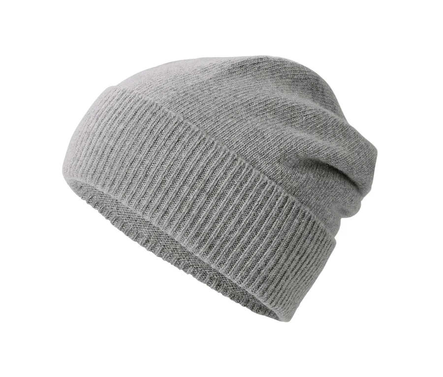 Graue Strickmütze mit Cashmere.