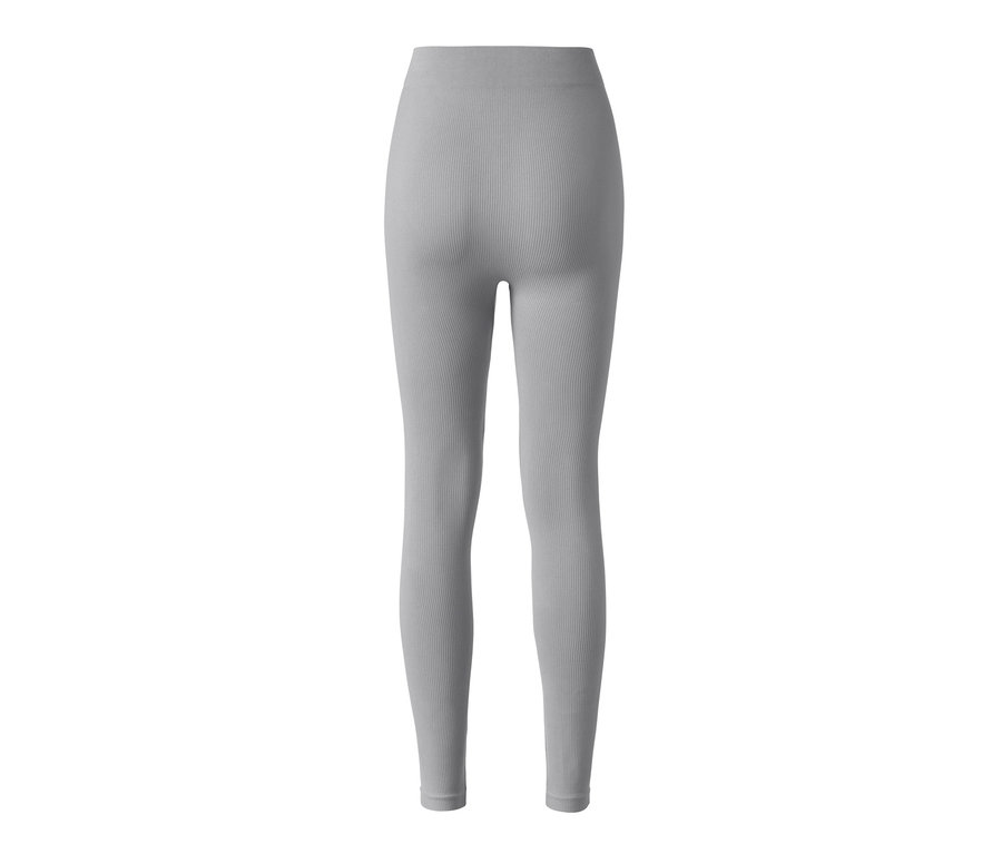 Detailansicht von hinten auf gerippte Leggings.