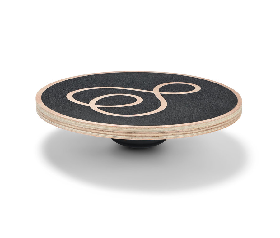 Ein schwarz-braunes Balance-Board.