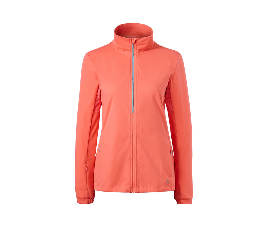 Orange Laufjacke.