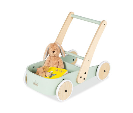 Grüner Pinolino Lauflernwagen »Fiete« mit Plüschhase, Buch und Bauklötzen darin.