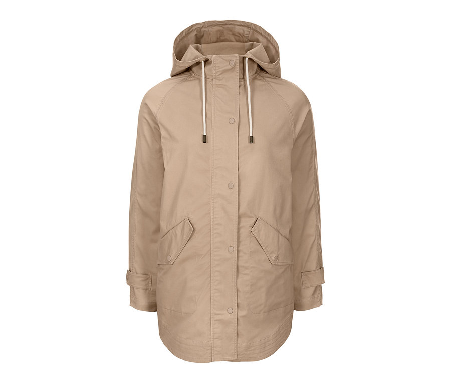 Beige Parka mit Kapuze.