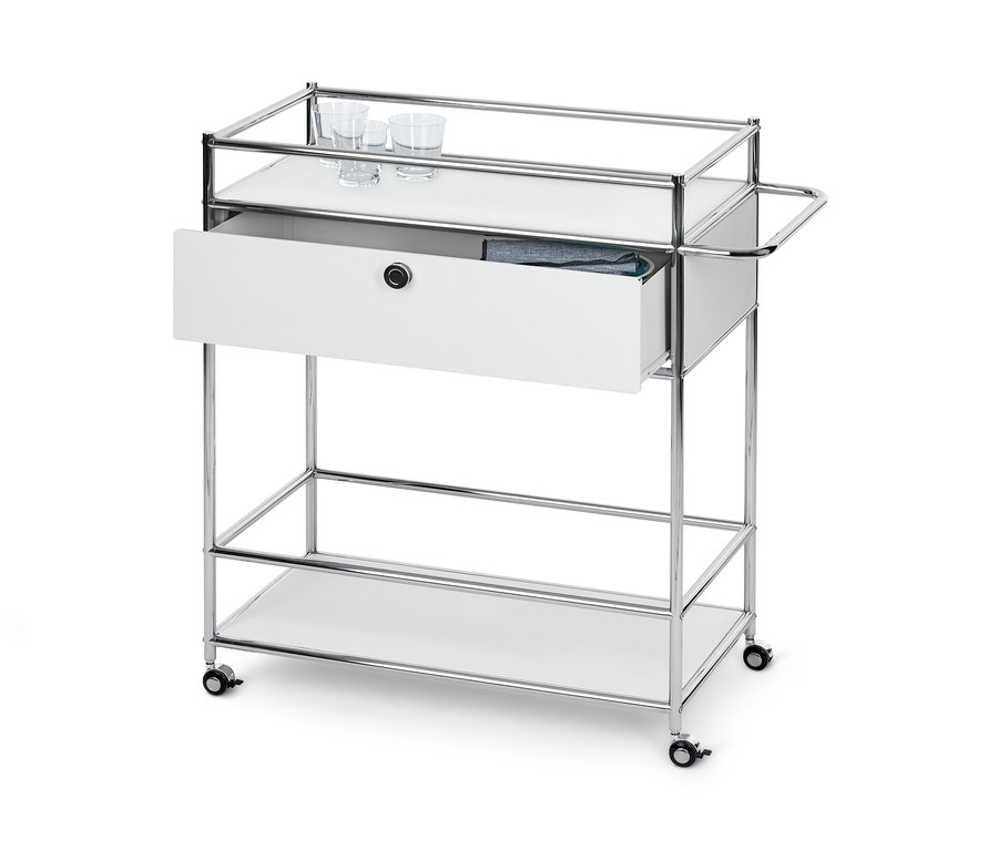 Detailansicht eines Design-Barwagens aus Metall und Barwagens Metall »CN3« mit Schublade, weiß, mit geöffneter Schublade und Gläsern oben.