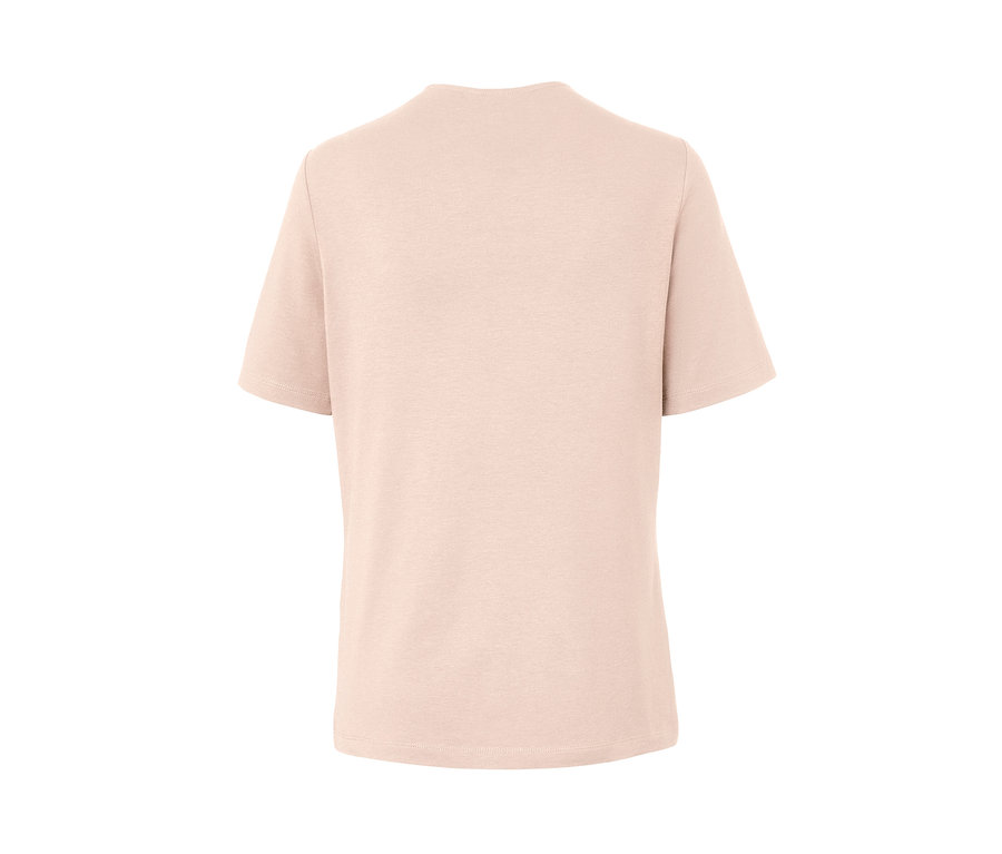Rückansicht eines beigen Blusenshirts.
