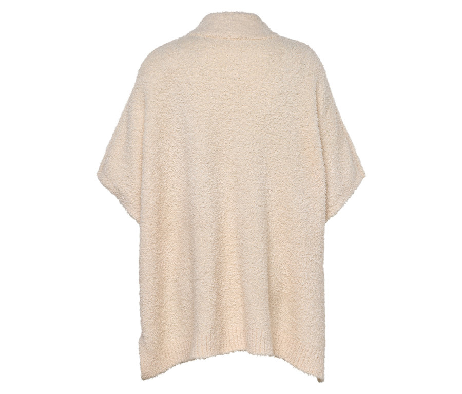 Detailansicht von hinten eines cremefarbenen Pullovers mit kurzen Ärmeln.