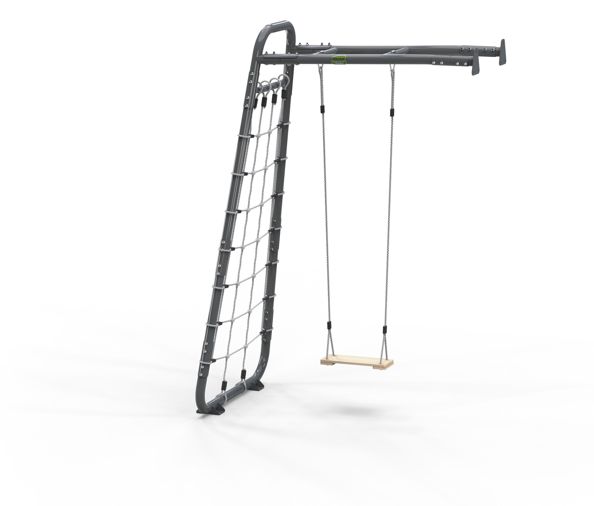 Graues Klettergerüst mit Netz und Schaukel vor weißem Hintergrund.