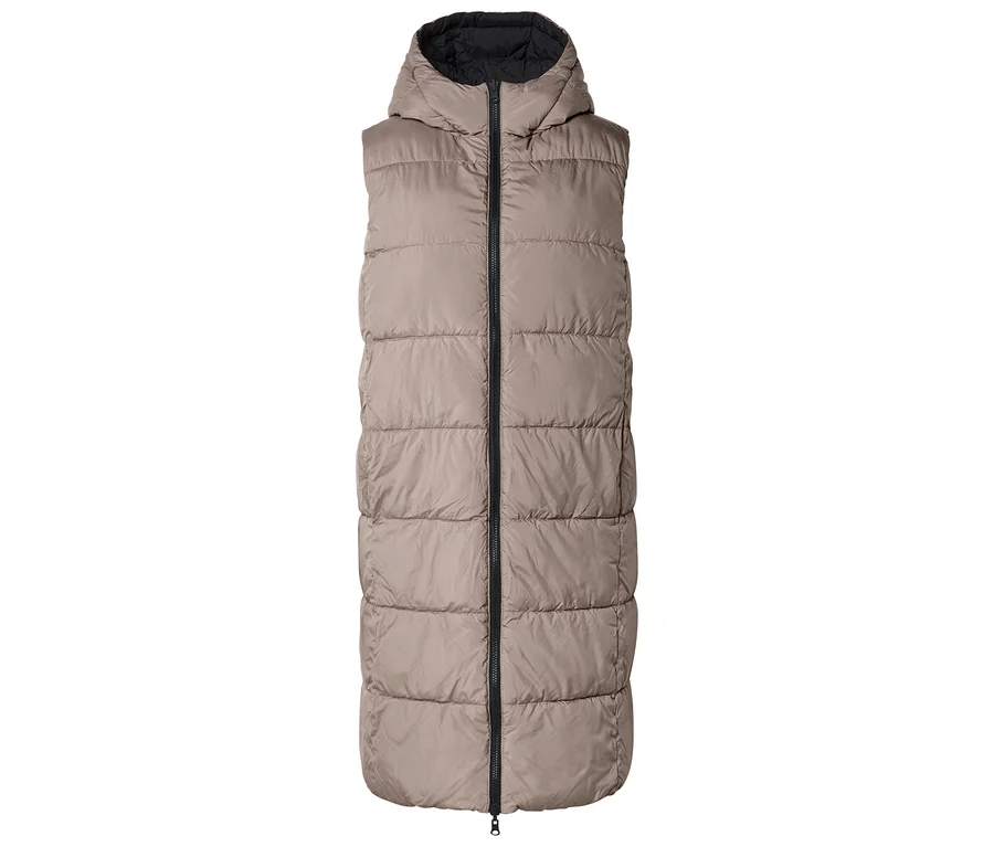 Lange, ärmellose, wattierte Weste in Taupe mit Kapuze und schwarzem Reißverschluss.