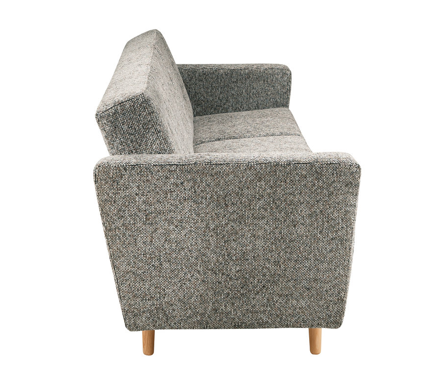 3-Sitzer Schlafsofa Janny in Taupe, von der Seite gesehen, mit strukturierter Stoffpolsterung und hellen Holzfüßen.