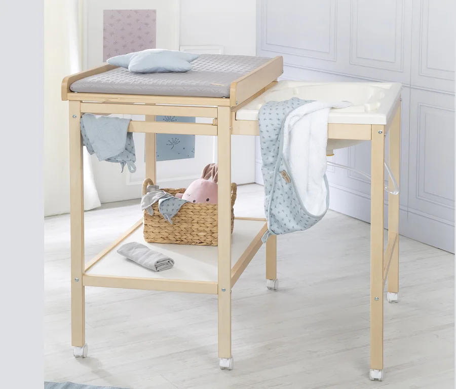 roba Bade-Wickel-Kombination »Baby Pool« mit hellblauen Accessoires.