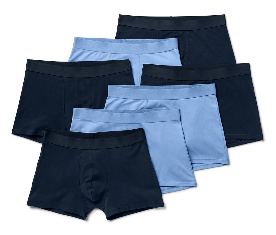 Sieben Slipboxer in Blau und Dunkelblau.