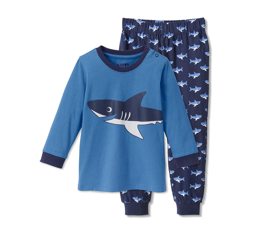 Blauer Pyjama mit Hai-Print.