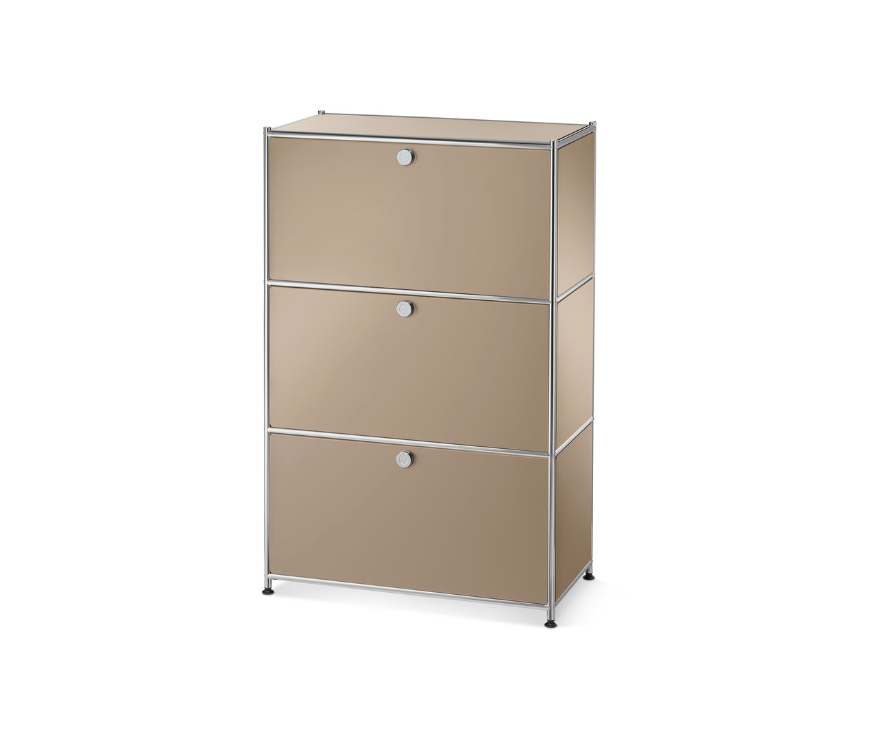 Beige Kommode mit drei Metall-Ergänzungsklappensets.