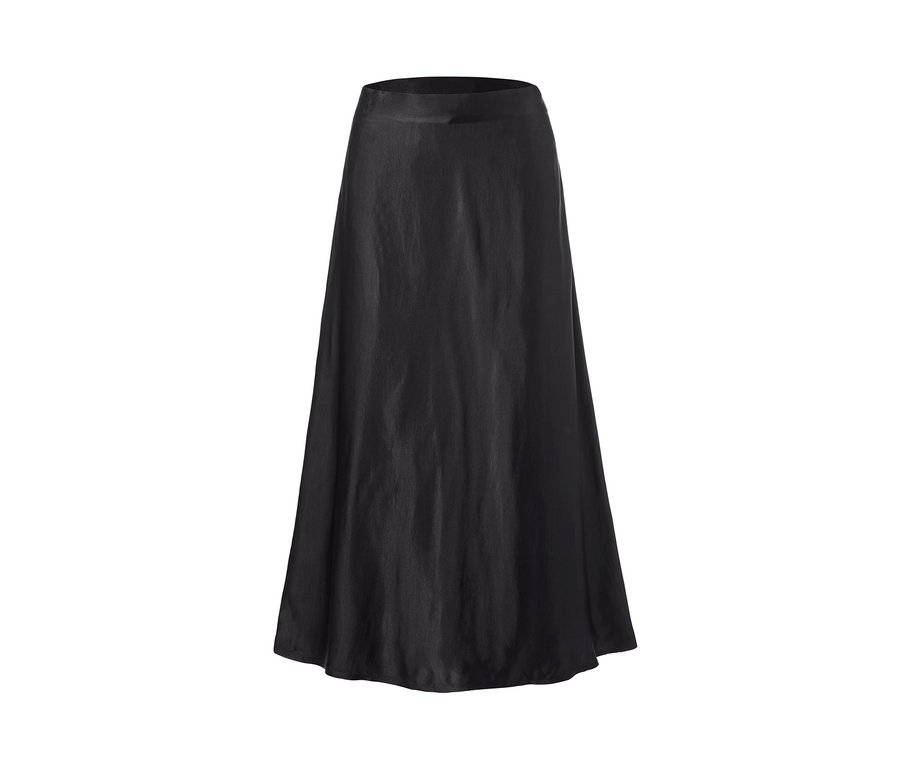 Ein schwarzer Satin-Rock.