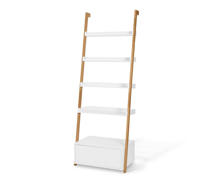 Ein weißes Leiterregal mit Schublade und hellem Holzrahmen.