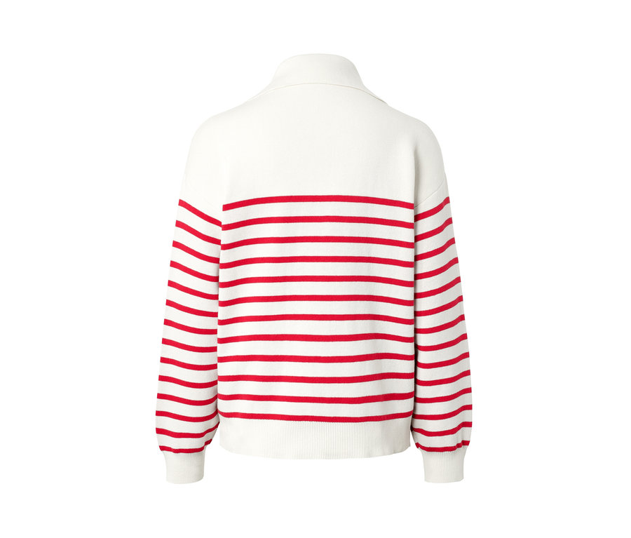 Detailansicht Strickpullover mit Kragen, weiß-rot.