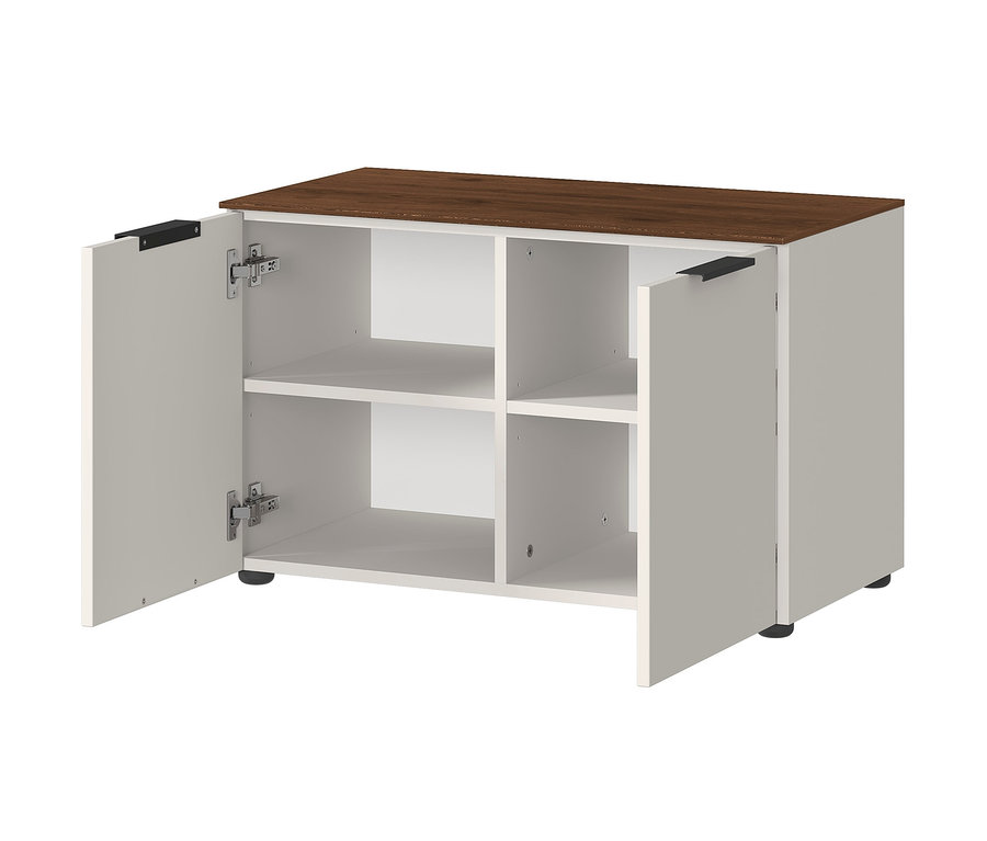 Geöffneter Germania-Schuhschrank »California« in Weiß mit brauner Holzplatte und Einlegeböden.