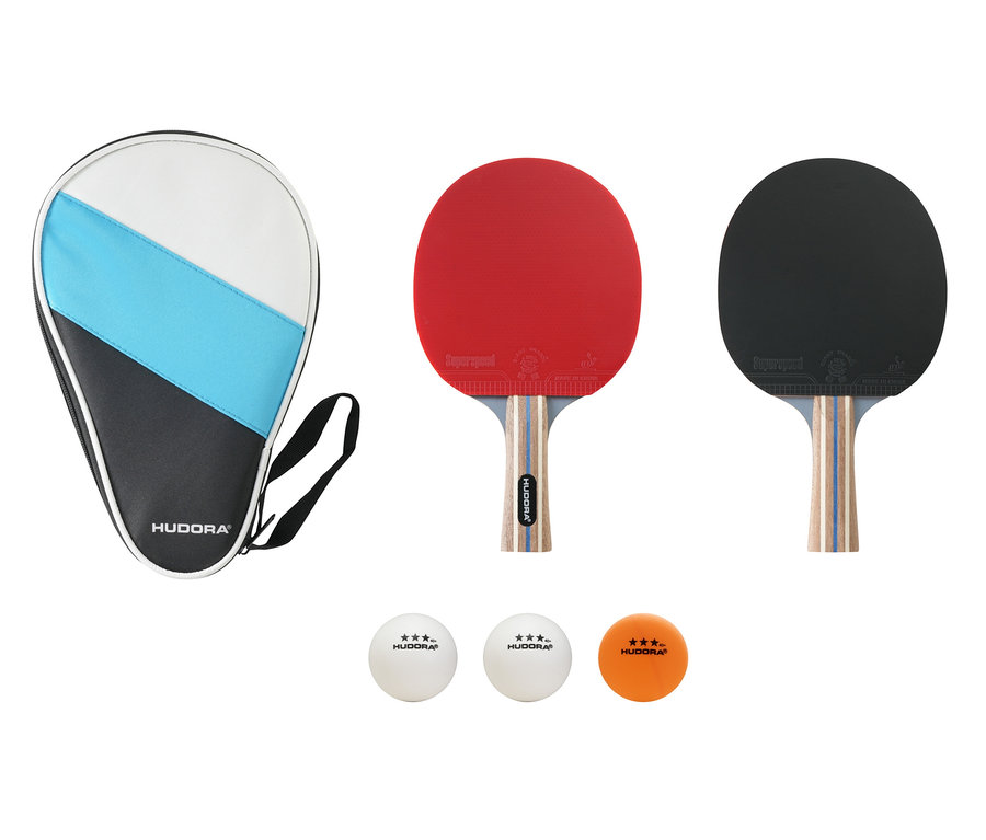 Ein Hudora Tischtennis-Set »Tournament« mit Hülle, zwei Schlägern und drei Bällen auf weißem Hintergrund.
