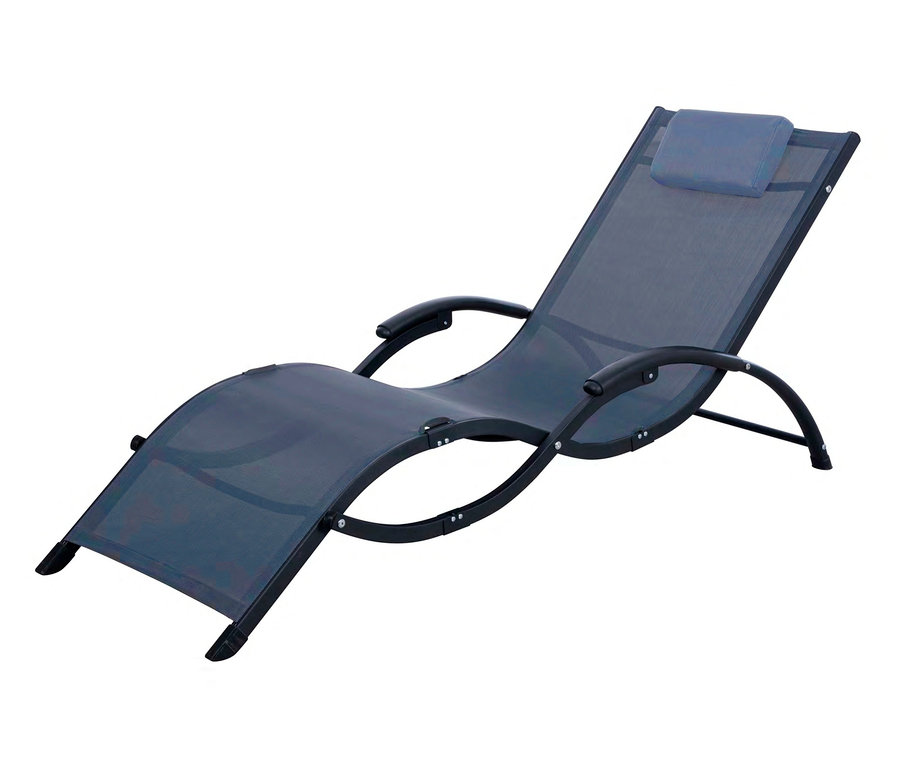 Eine graue Leco Sonnenliege »Katharina« vor einem weißen Hintergrund.