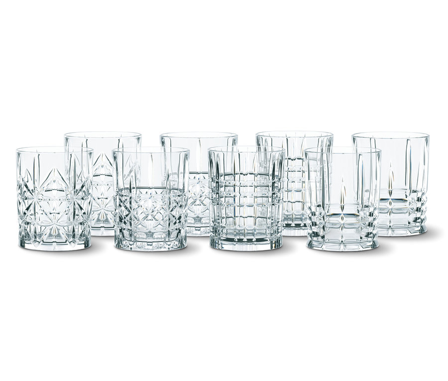 Acht Nachtmann Tumbler »Highland« Gläser mit verschiedenen Mustern.
