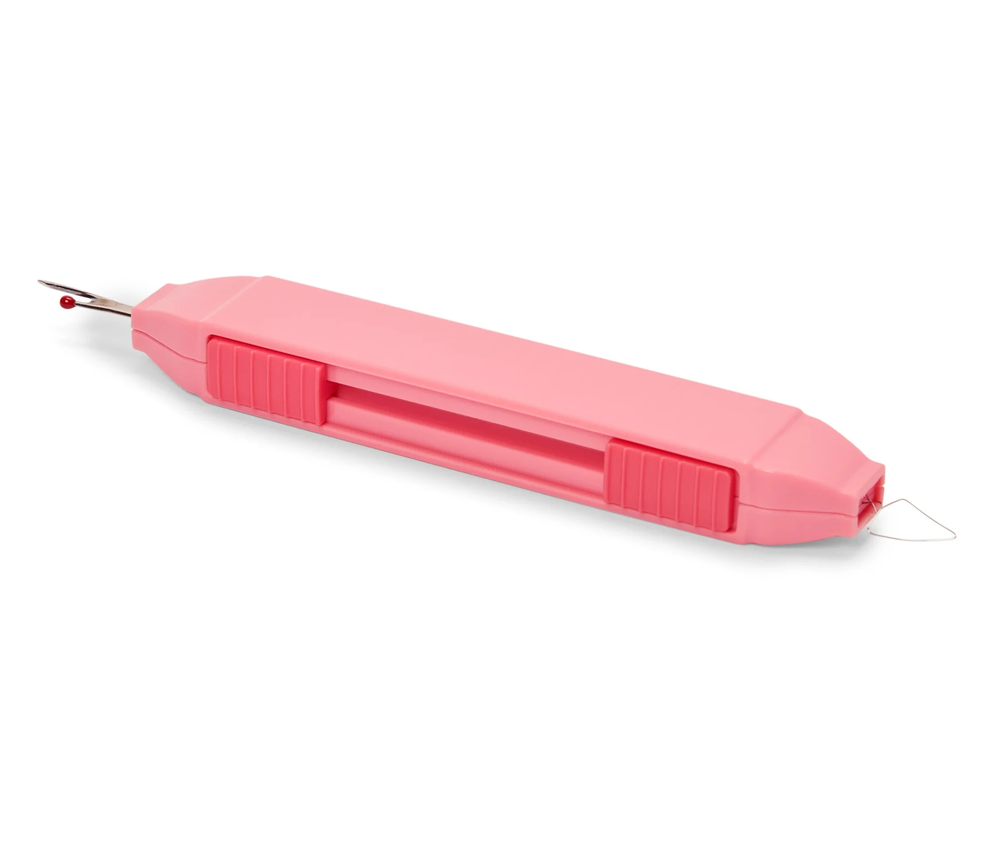 bin es günstig Kaufen-Tchibo - 2-in-1-Nähhilfe - rosé. Tchibo - 2-in-1-Nähhilfe - rosé <![CDATA[2-in-1-Nähhilfe Farbe: Rosé Material: Griff Kunststoff Werkzeug Stahl Maße: Länge ca. 10,5 cm Kombination aus Nadeleinfädler und NahttrennerSchnelles und einfach