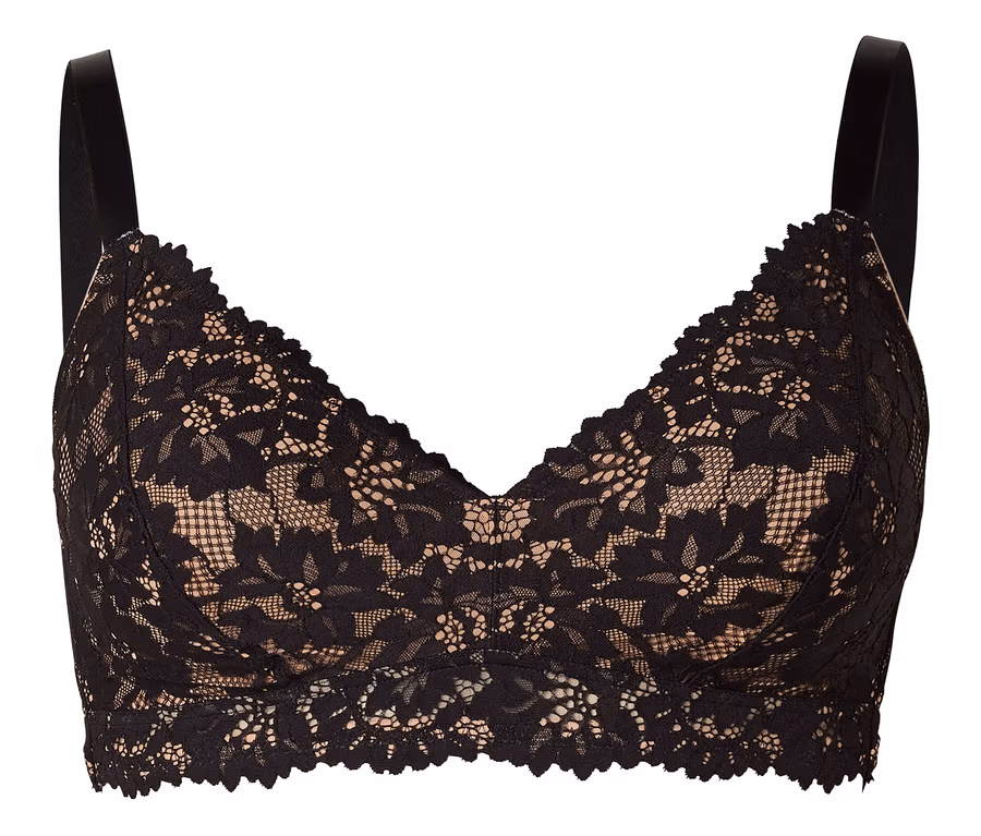 Ein schwarzer Spitzen-Bralette mit nudefarbenem Futter, floralem Muster und gewelltem Rand auf weißem Hintergrund.