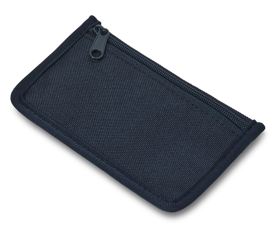 Eine marineblaue Reißverschlusstasche liegt auf einem weißen Hintergrund.