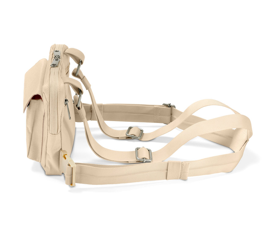 Beige variable Umhängetasche mit verstellbaren Trägern und Metallschnallen.