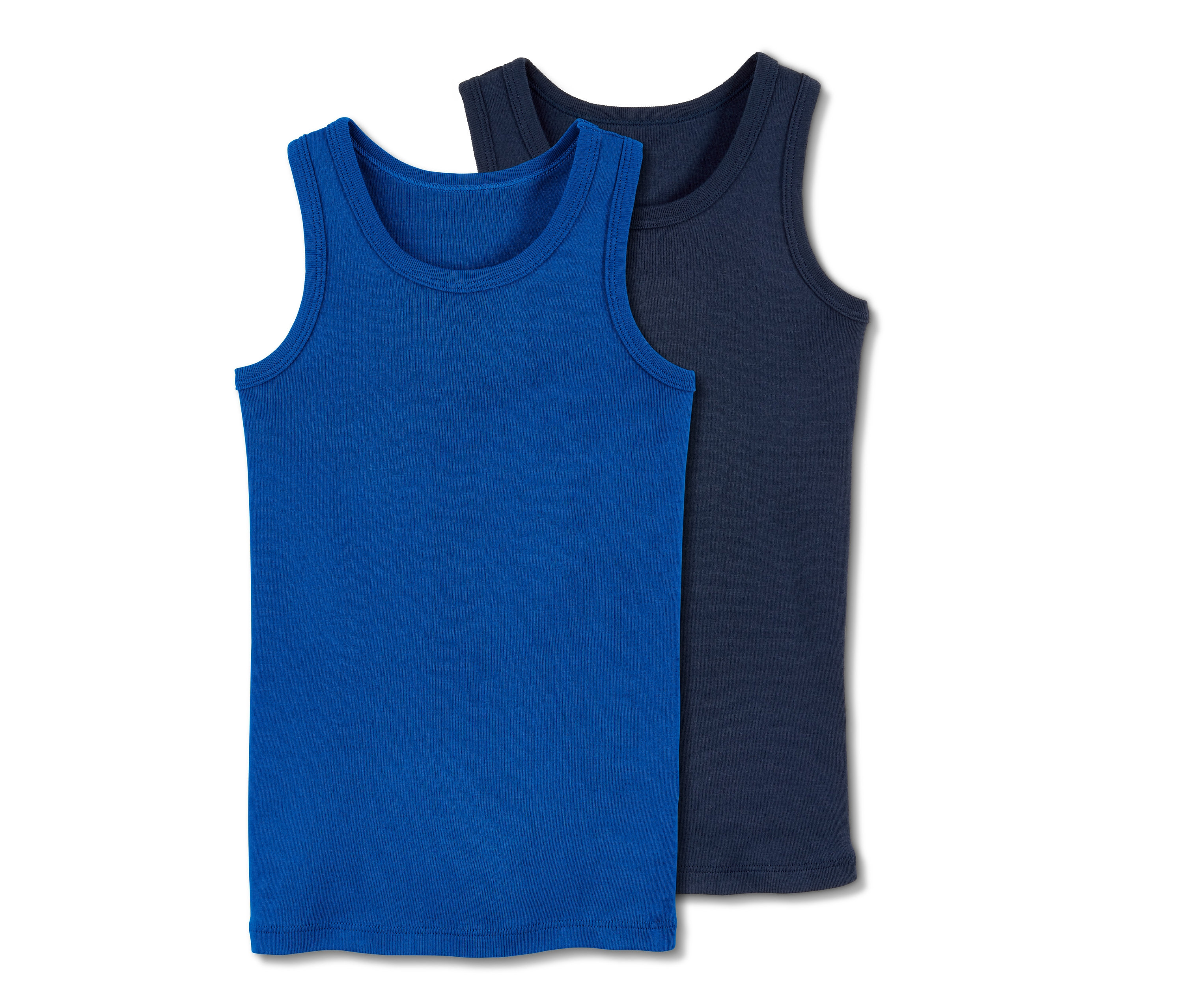 Zwei Unterhemden, eines blau und eines dunkelblau.