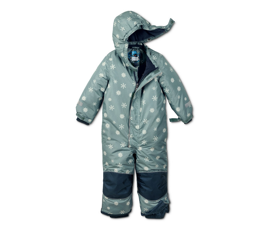 Schneeanzug aus recyceltem Material mit Schneeflocken.