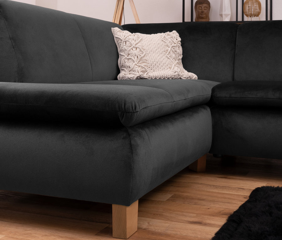 Detailansicht des graphitfarbenen 2,5-Sitzer Sofas mit Ecksofa »Tampere« links mit Kissen.