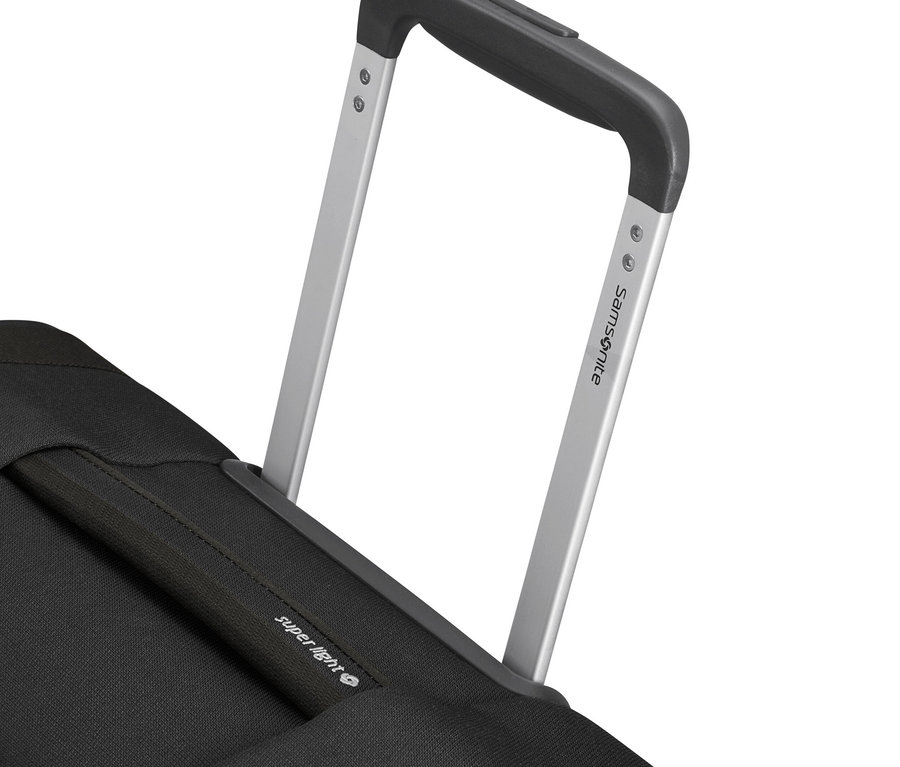 Detailaufnahme von einem schwarzen Samsonite CITYBEAT SPINNER Koffer.