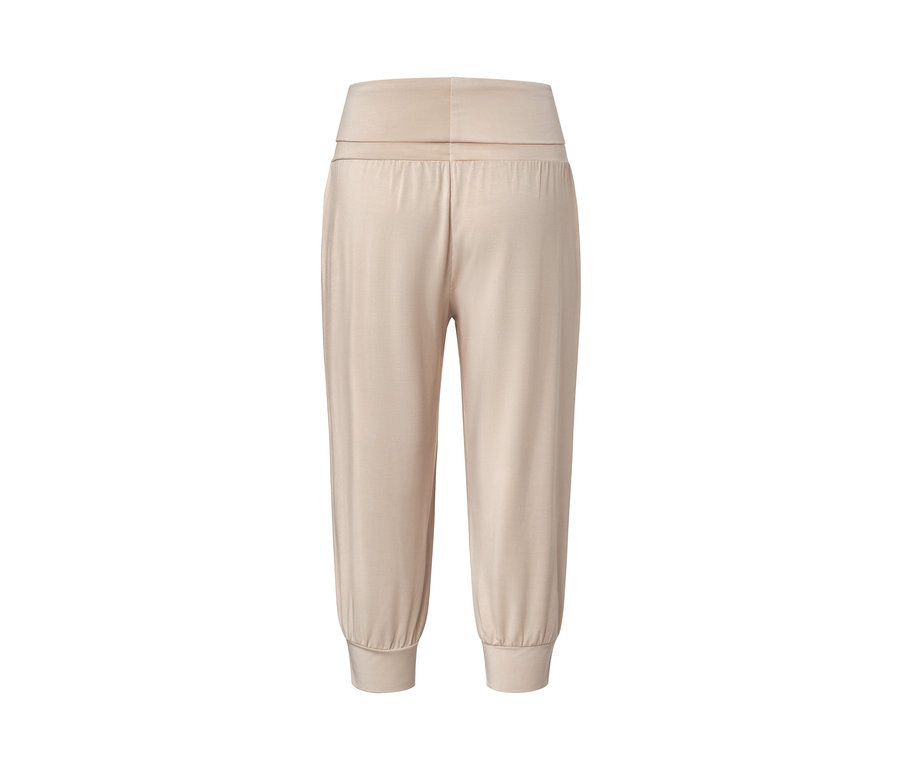 Beige 3/4-Yogahose.