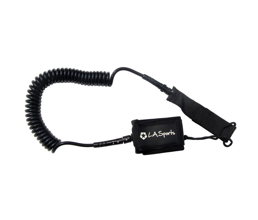 Schwarze, spiralförmige SUP-Leash mit Klettverschluss-Schlaufe und L.A. Sports Logo.