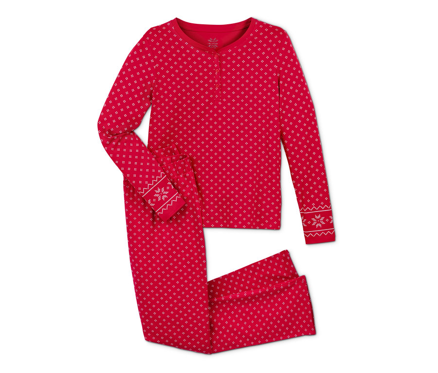 Ein roter Pyjama mit einem kleinen weißen Muster.