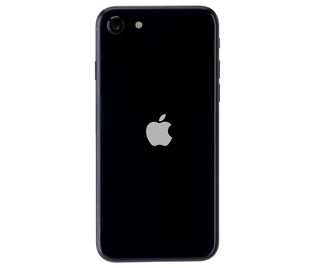 Detailansicht der Rückseite eines schwarzen Apple iPhone SE 2022 mit dem Apple-Logo in der Mitte.