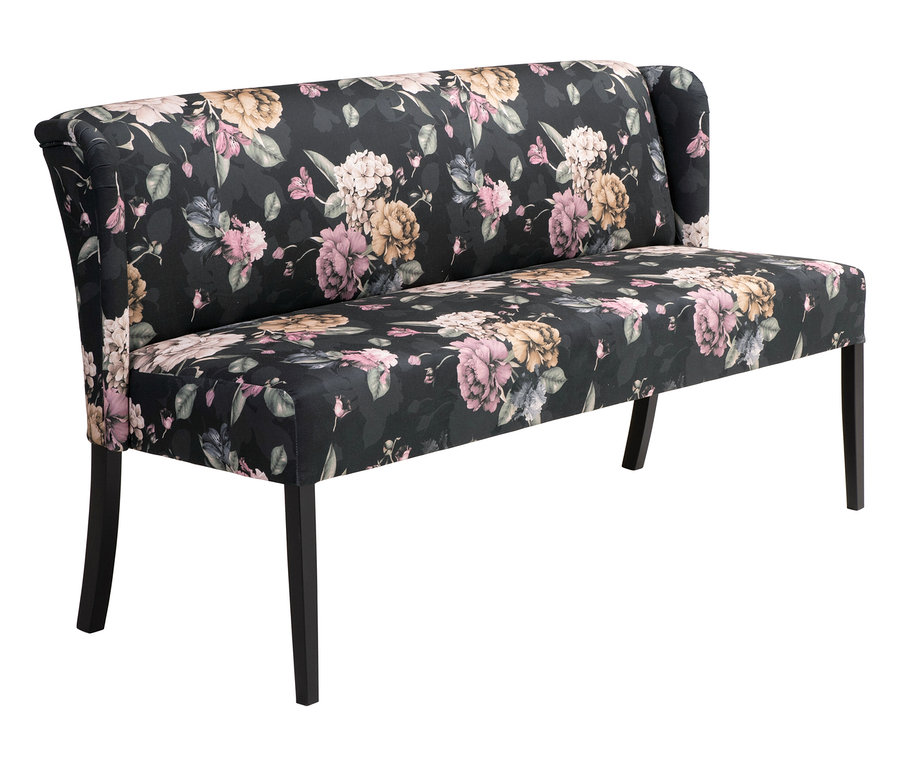 Ein blumengemustertes Sofa mit dunklen Holzbeinen steht auf einem weißen Untergrund.