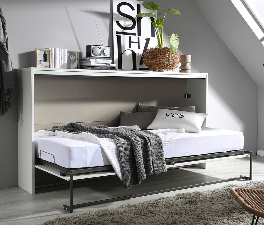 Zimmer mit rauch ORANGE Querklappbett und rauch Querklappbett »Albero«.