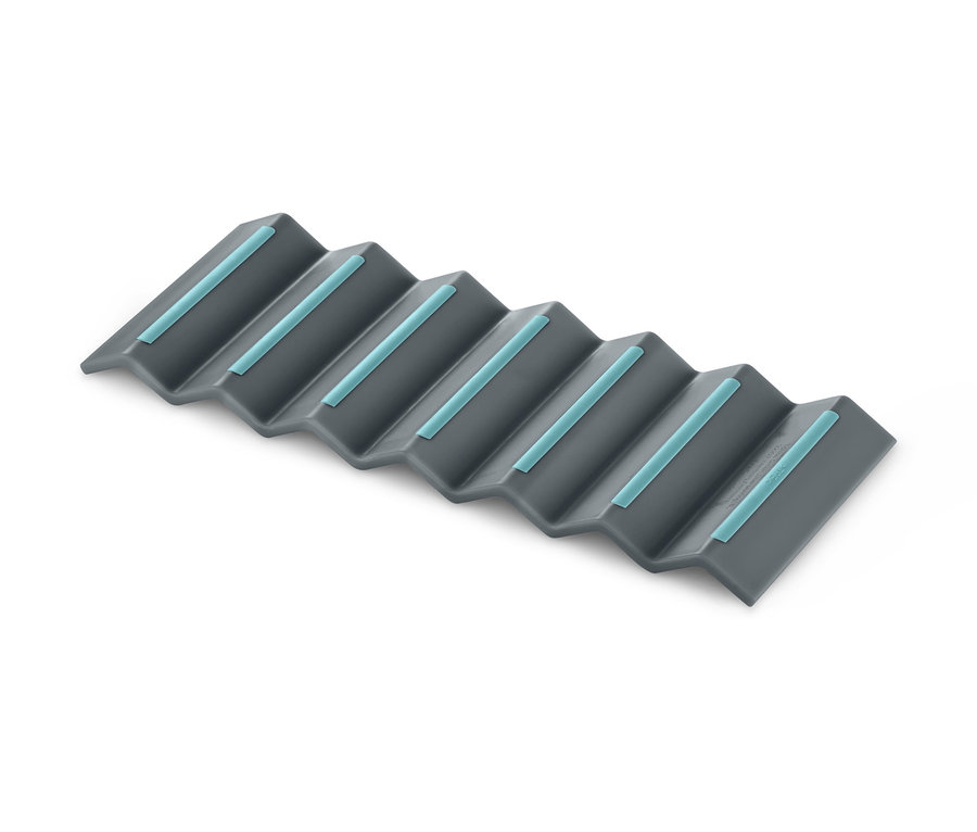 Grauer Kühlschrank-Flaschenhalter mit blauen Antirutschstreifen.